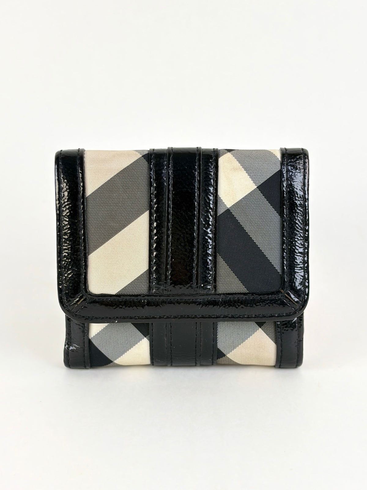 Burberry black patent and beat check nylon compact wallet