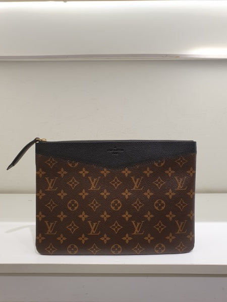 Louis Vuitton Monogram Black Daily Pouch