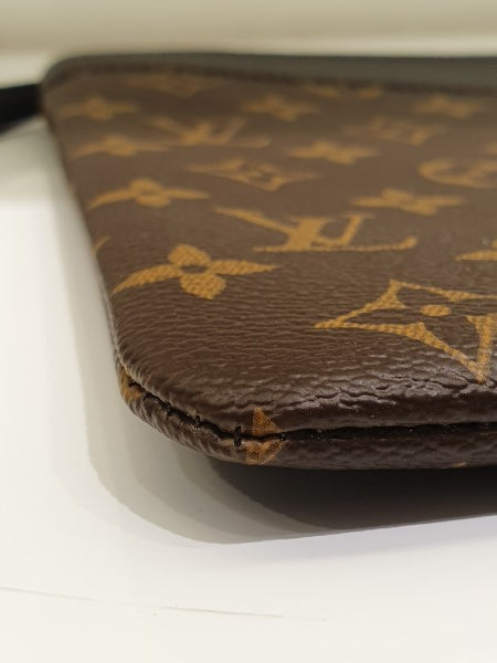 Louis Vuitton Monogram Black Daily Pouch