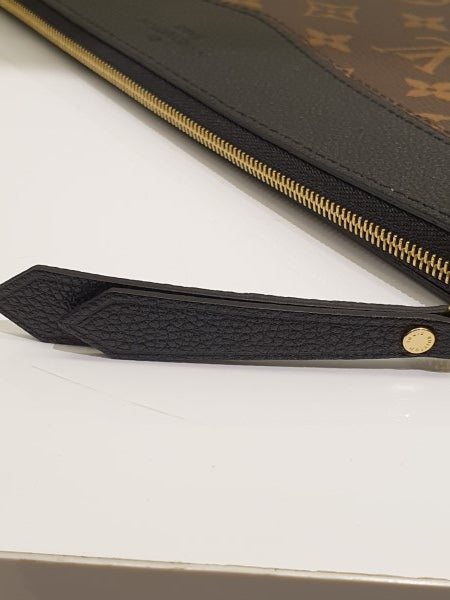 Louis Vuitton Monogram Black Daily Pouch