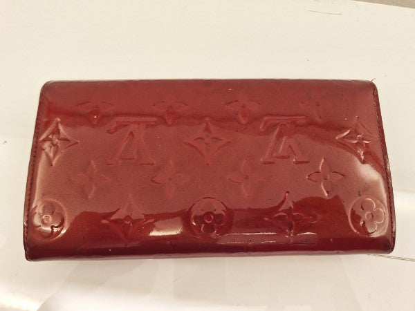 Louis Vuitton Red Monogram Vernis Sarah Wallet