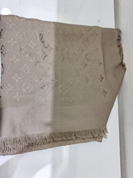 Louis Vuitton Bicolor Monogram Shawl