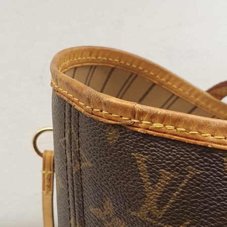 Louis Vuitton Monogram Neverfull MM Bag