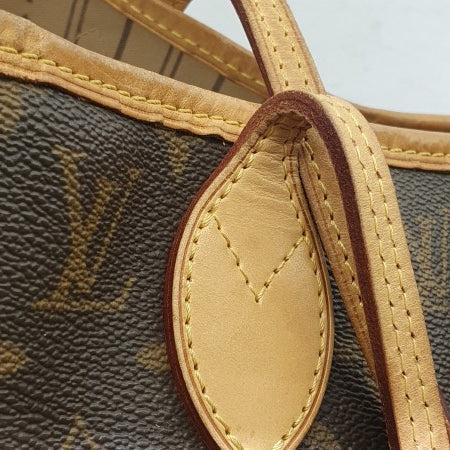 Louis Vuitton Monogram Neverfull MM Bag