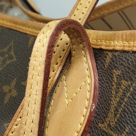 Louis Vuitton Monogram Neverfull MM Bag