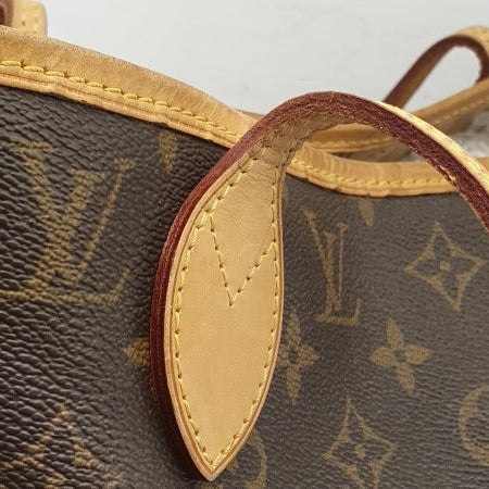 Louis Vuitton Monogram Neverfull MM Bag