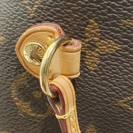 Louis Vuitton Monogram Neverfull MM Bag