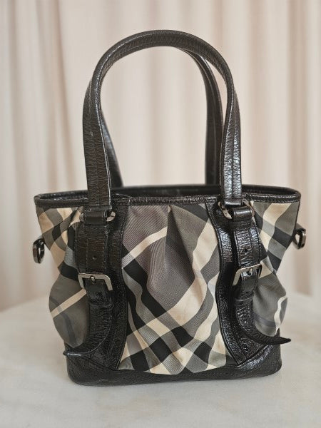 Burberry Bicolor Beat Check Tote Bag