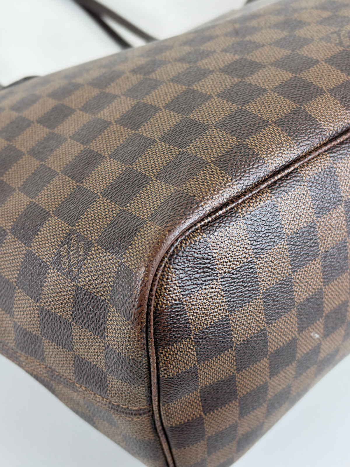 Louis Vuitton Damier Ebene Neverfull MM Bag