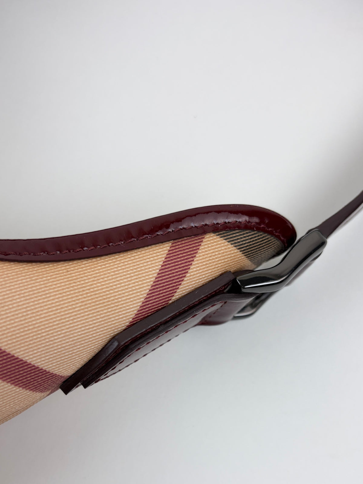Burberry red patent leather and Nova Check coated canvas brook hobo bag