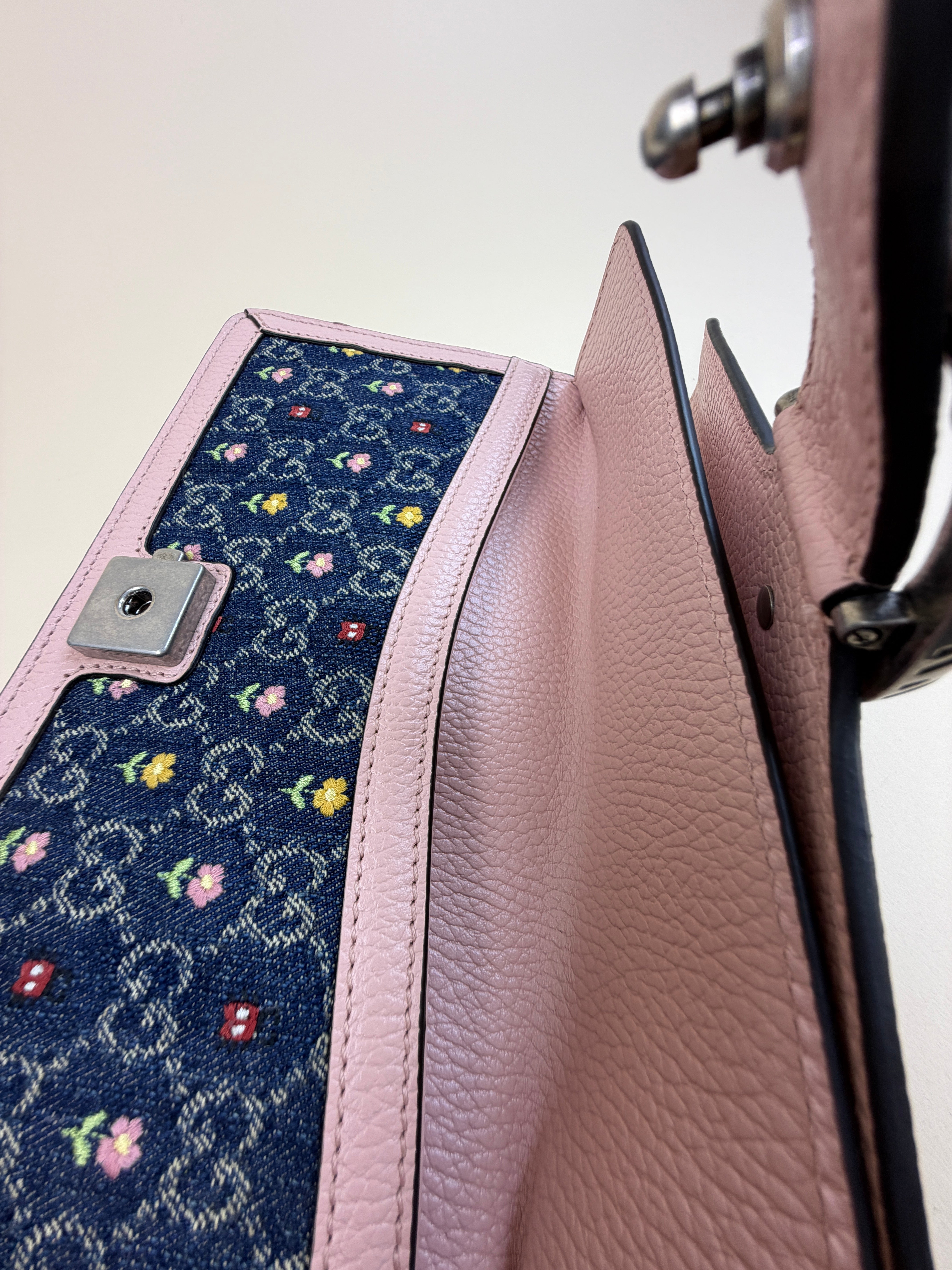 Gucci Bicolor Floral Embroidered Medium Dionysus Shoulder Bag