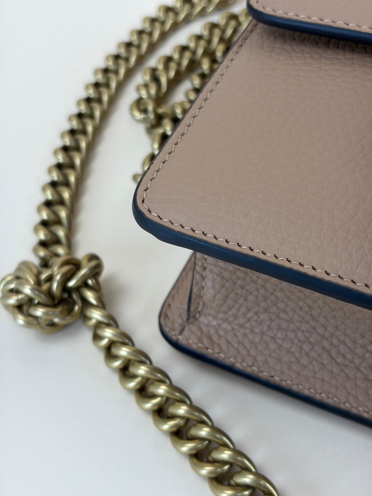 Gucci beige calfskin gg Marmont small chain handle bag