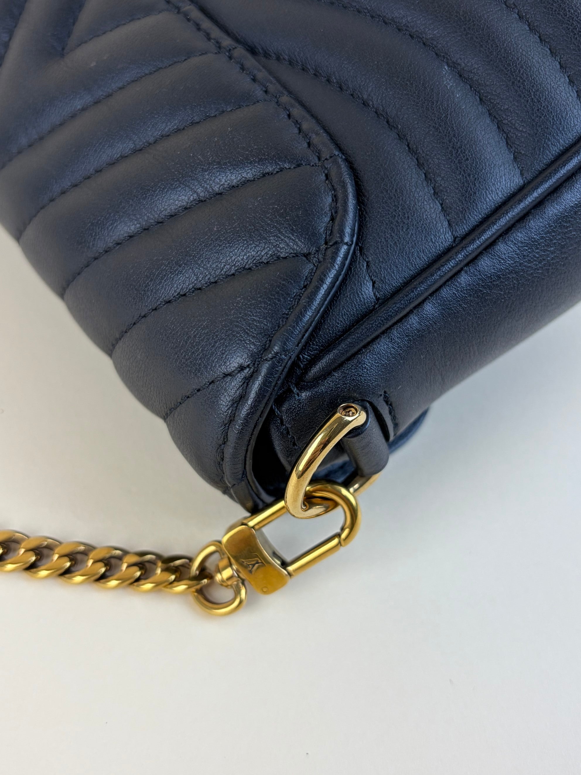 louis Vuitton black calfskin new wave multi pochette bag