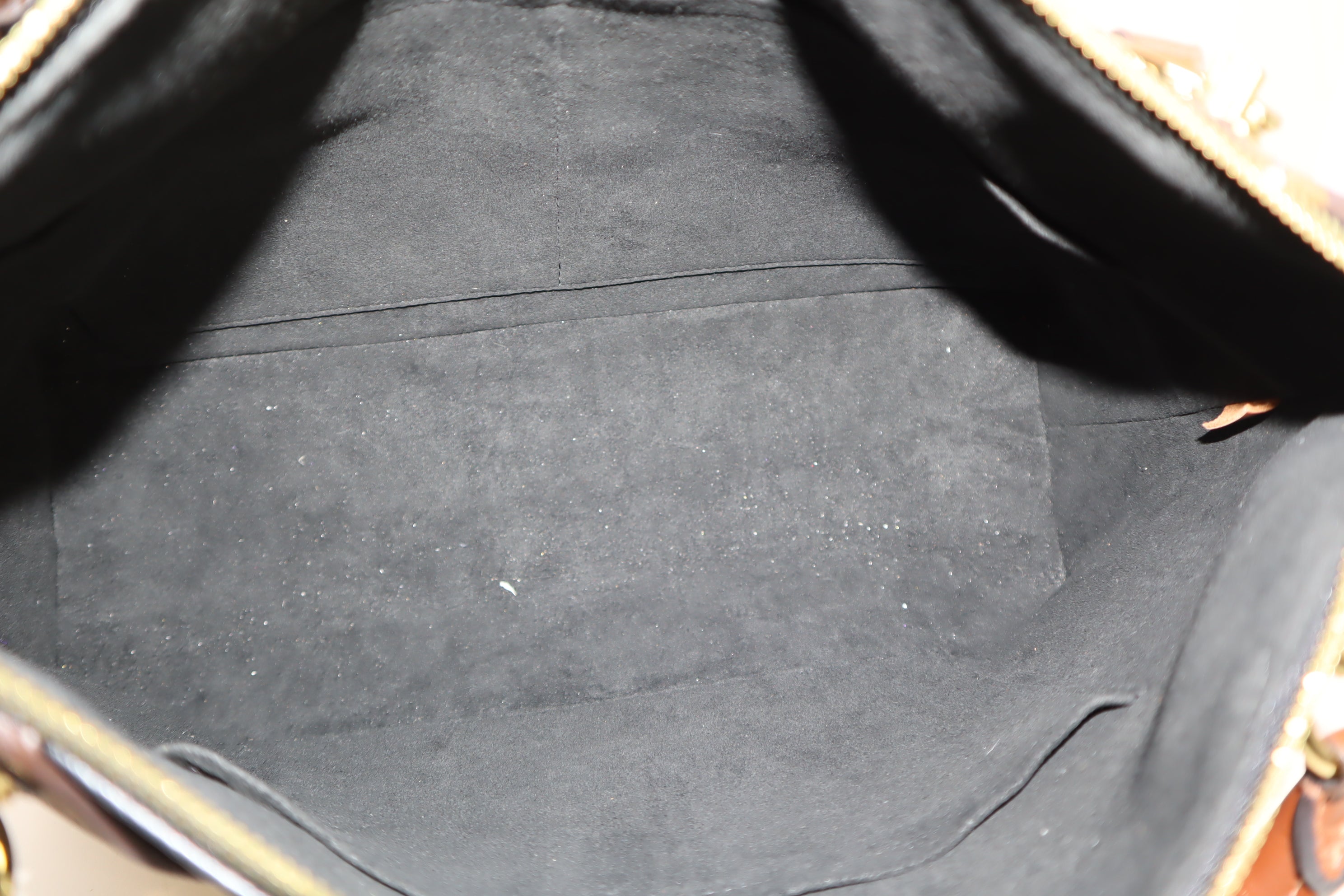 Louis Vuitton Monogram Black MM Tote V Bag