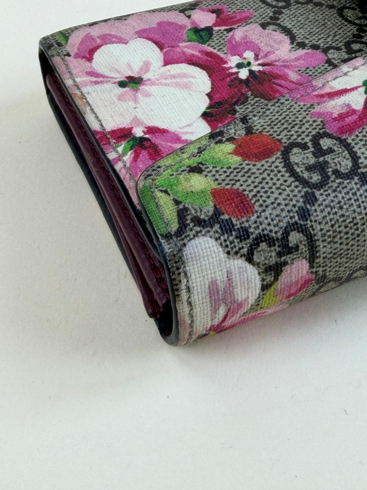 Gucci gg blooms mini wallet on chain Dionysus wok floral