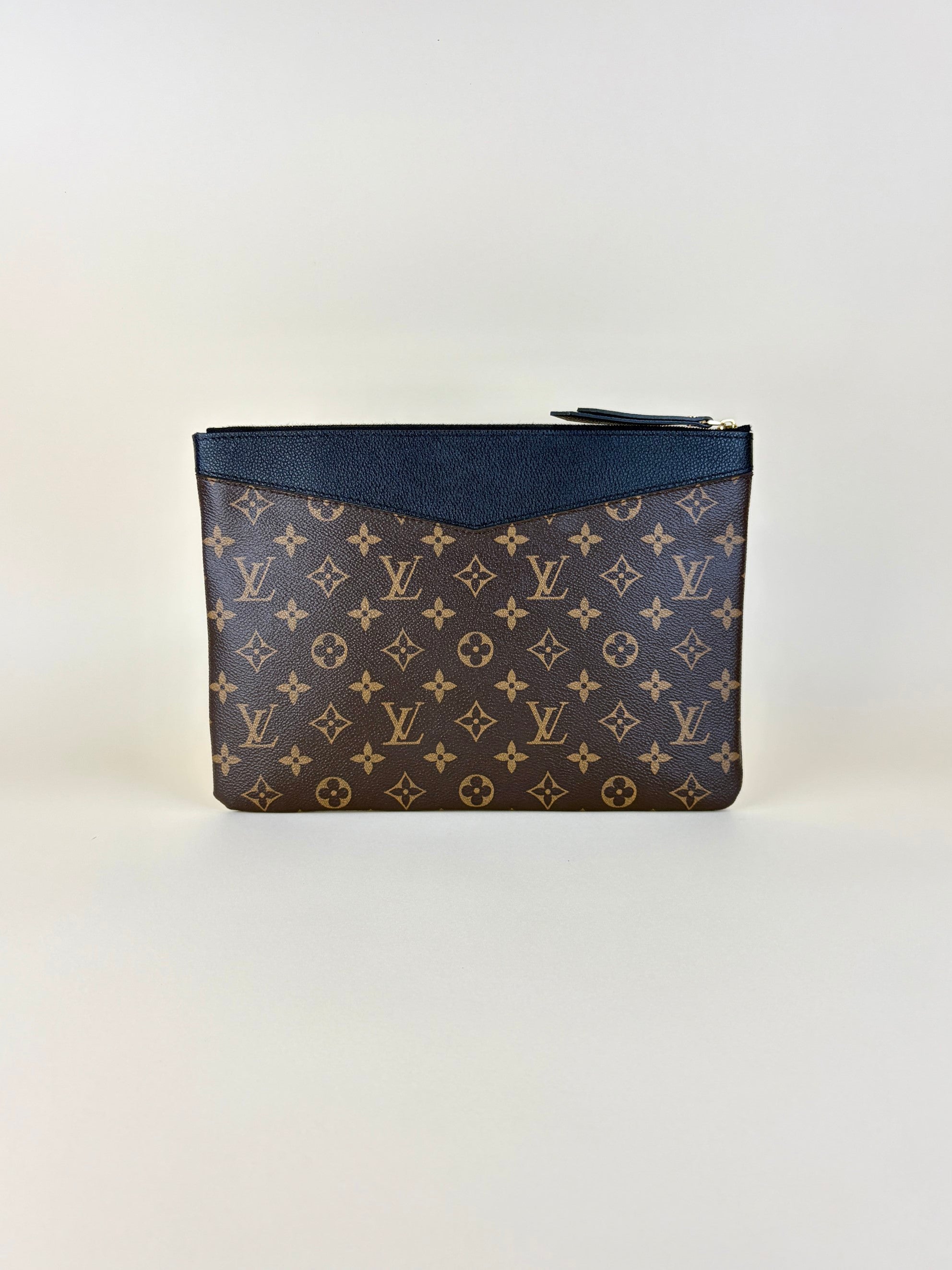 louis Vuitton black calfskin and monogram canvas daily pouch