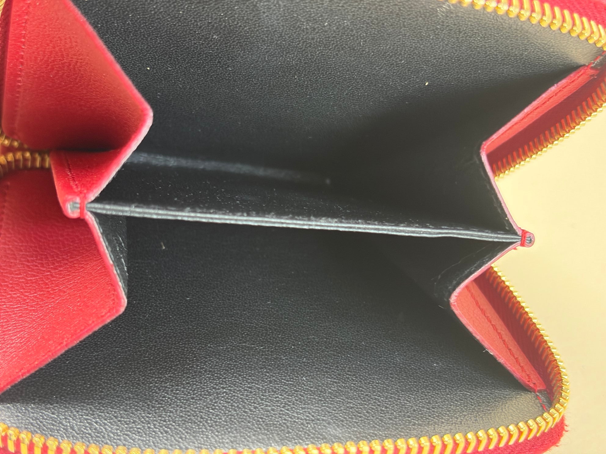 YSL belle De Jour compact red small wallet