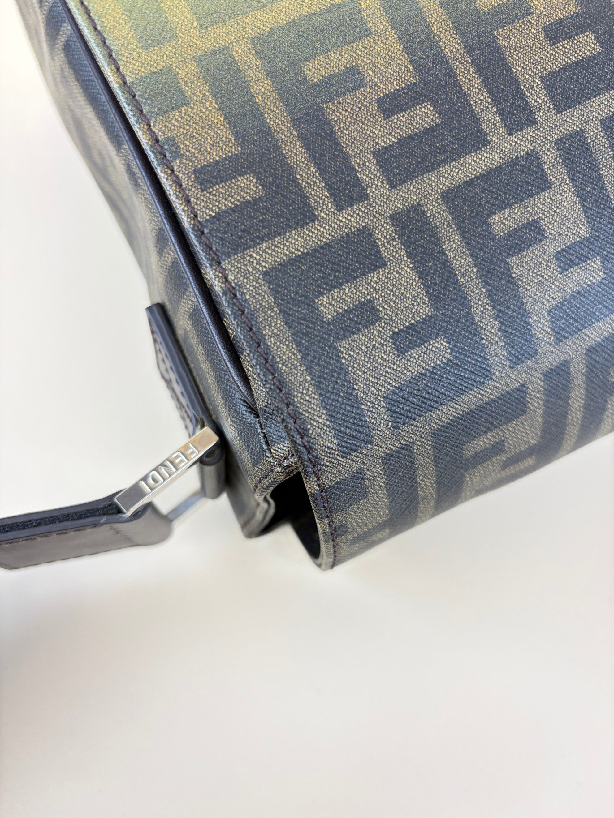 Fendi ombre effect tobacco Zucca ff coated canvas messenger bag