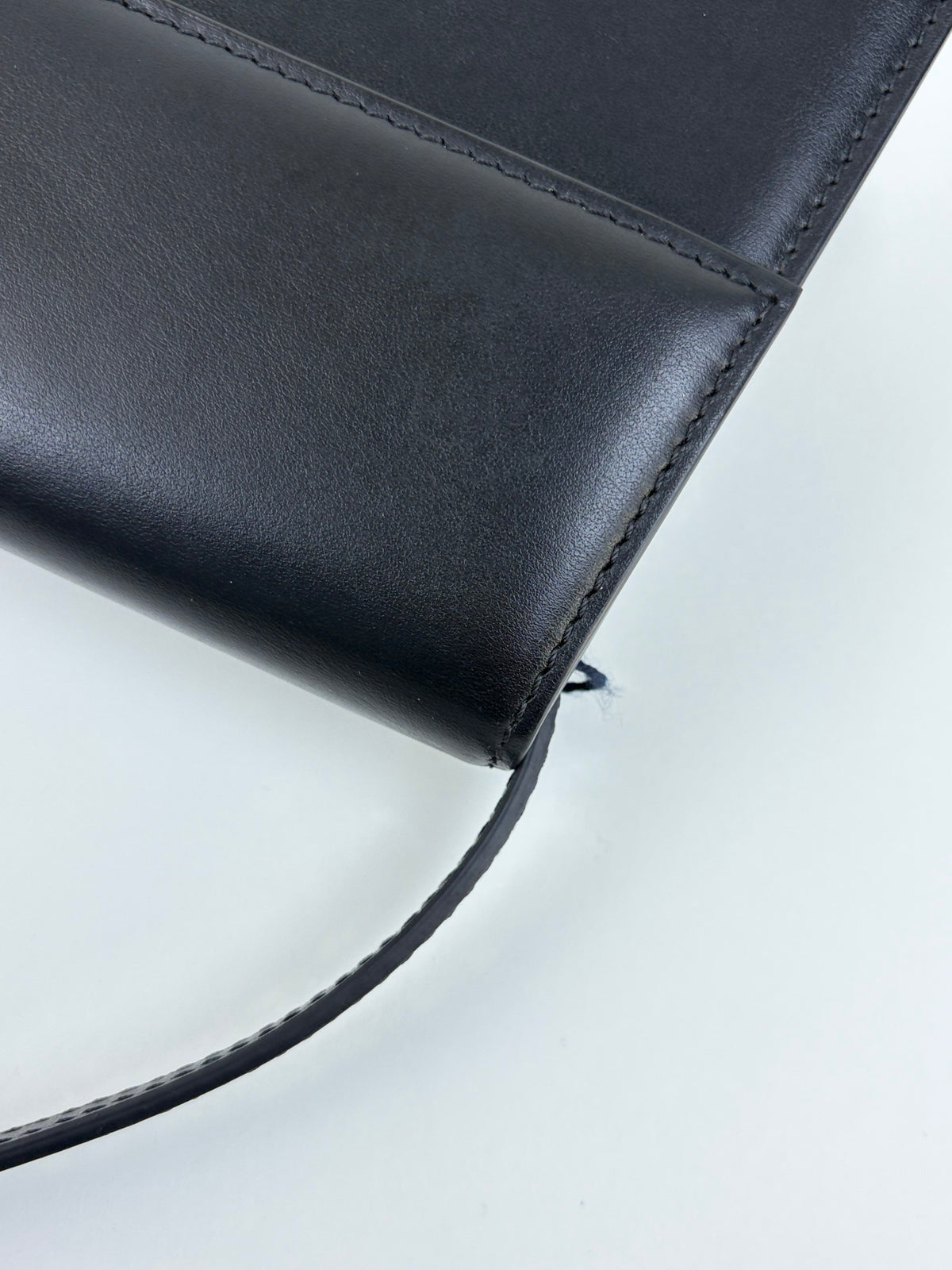 JACQUEMUS black the long bambino flap shoulder bag