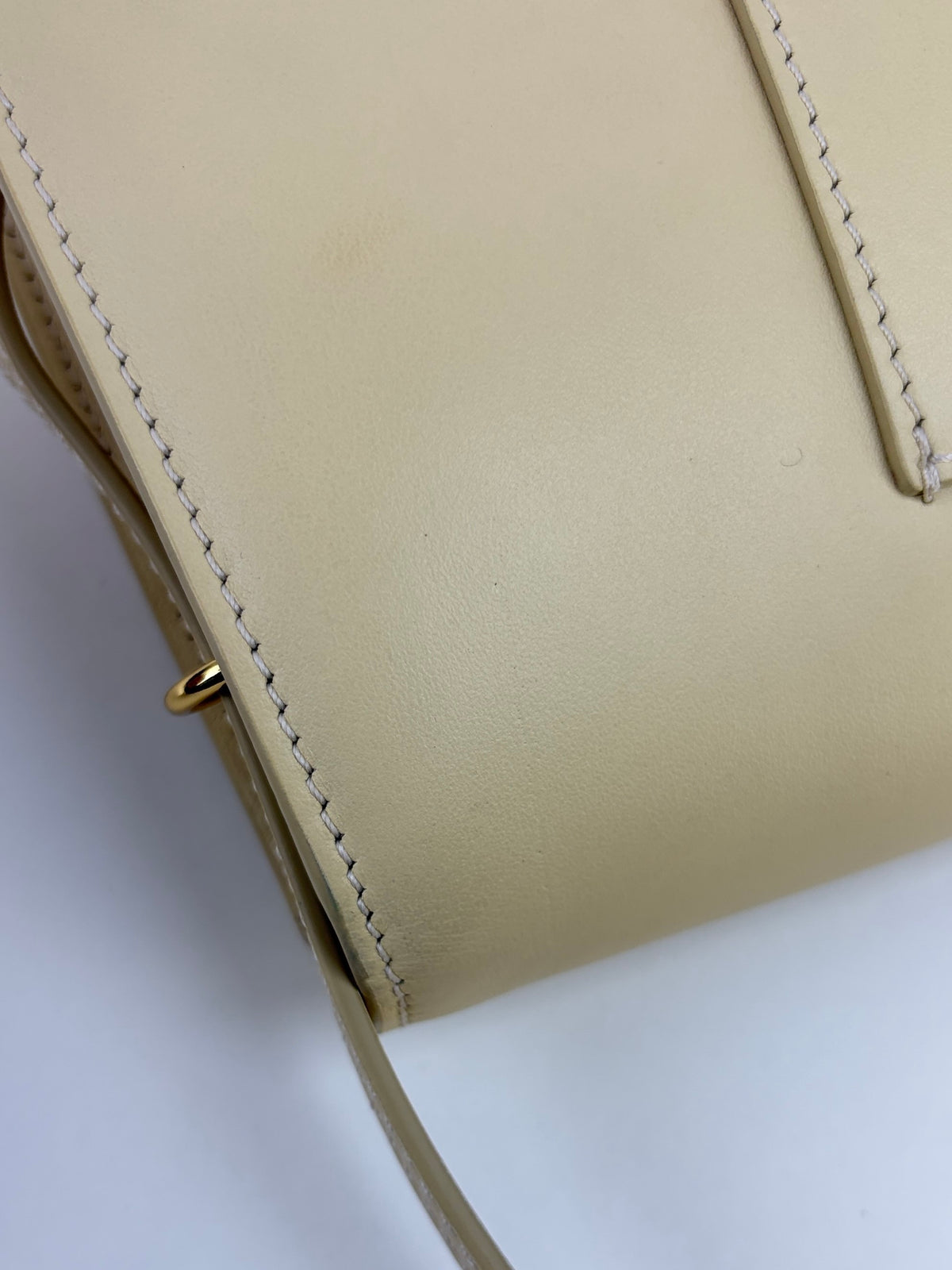 JACQUEMUS ivory the long bambino flap shoulder bag
