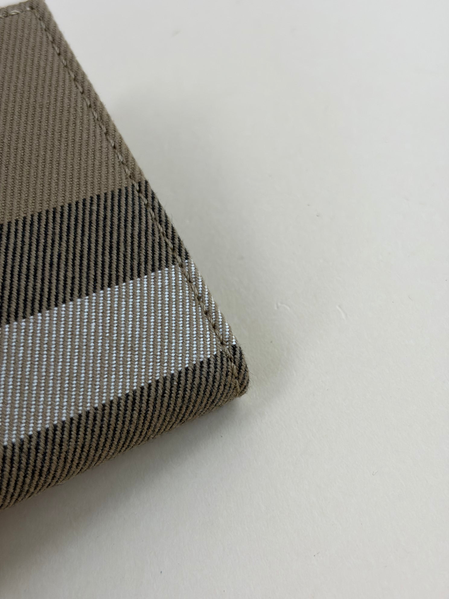 Burberry Brown House Check Huna French Wallet