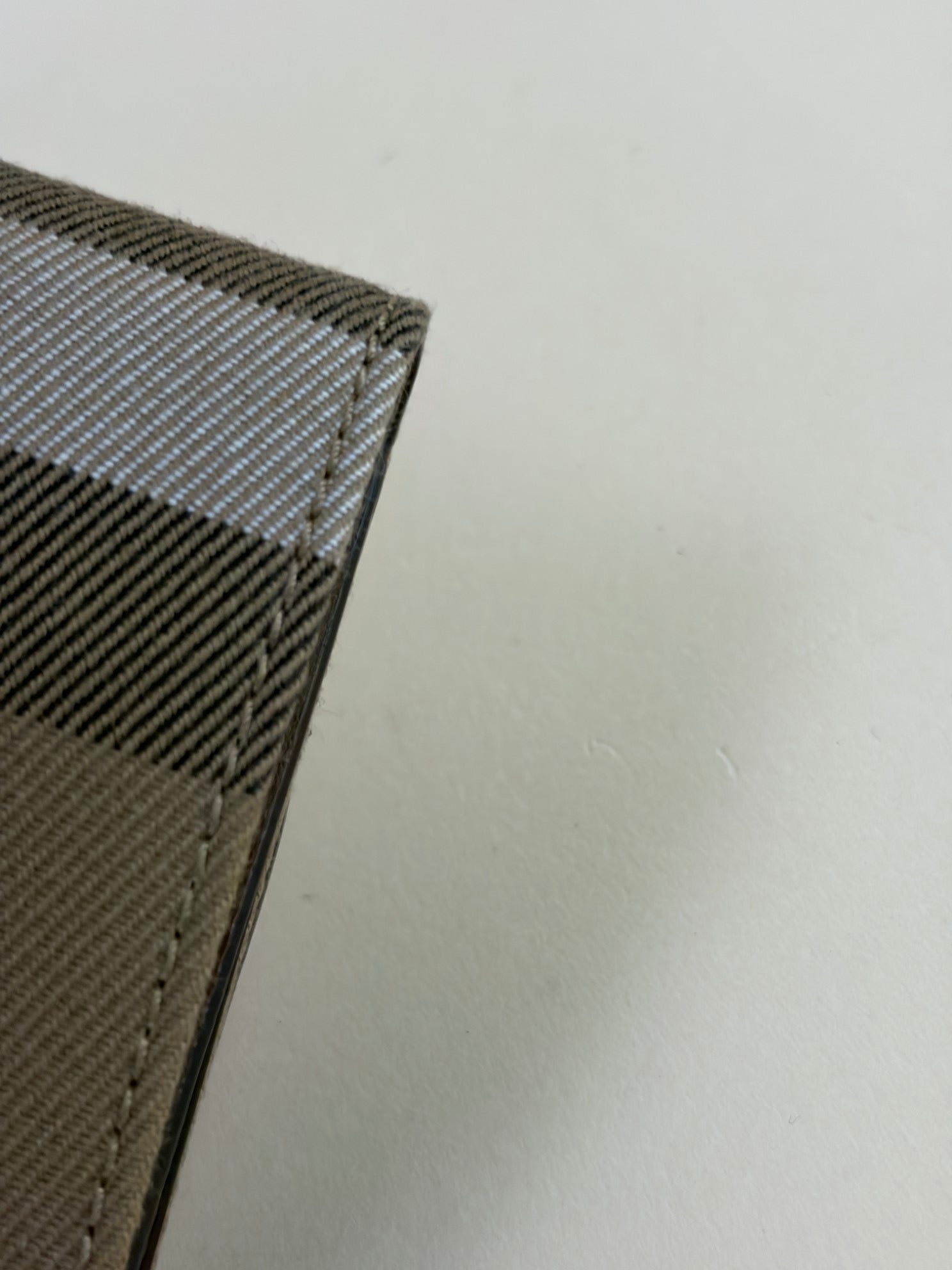 Burberry Brown House Check Huna French Wallet