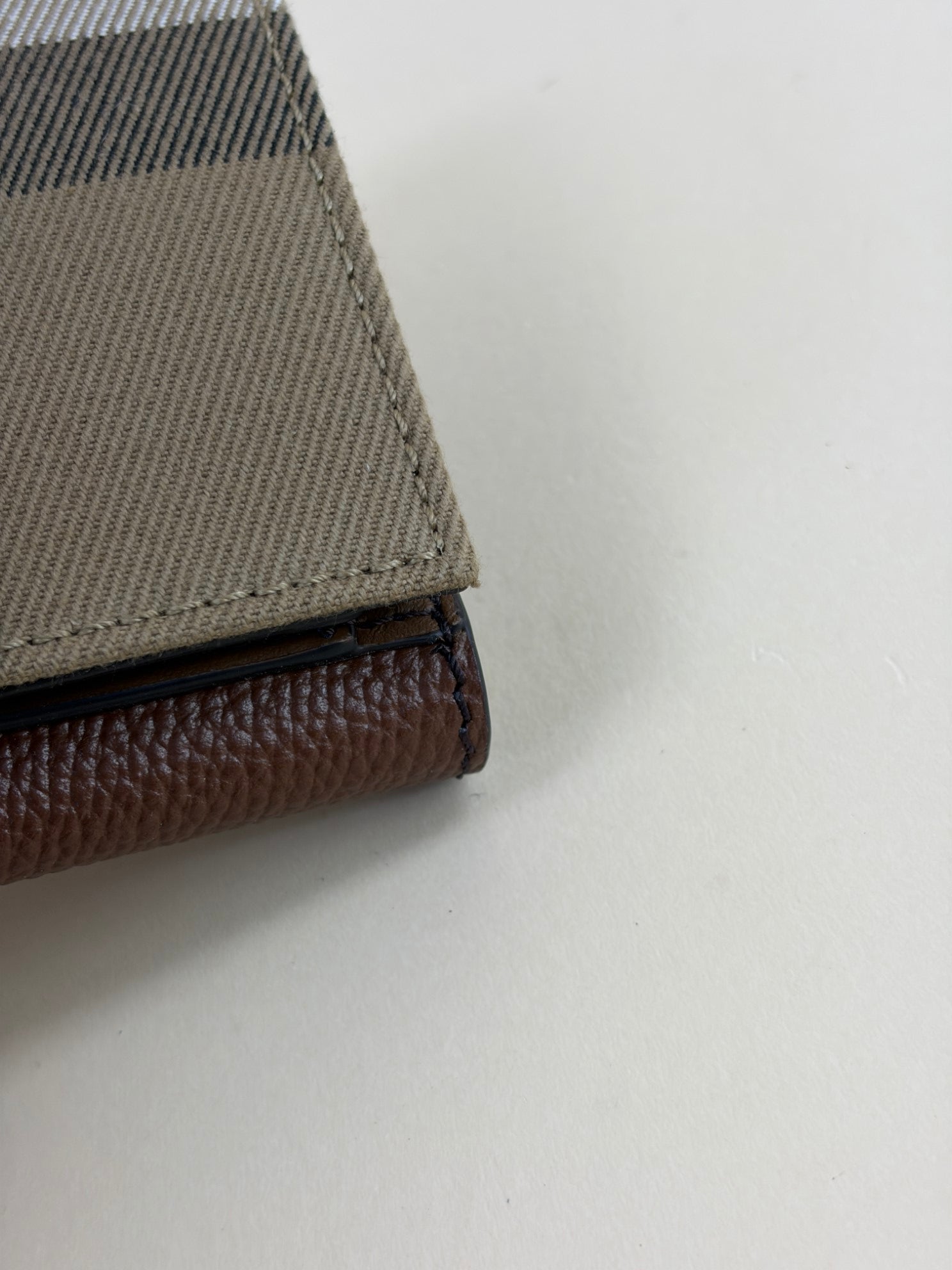 Burberry Brown House Check Huna French Wallet