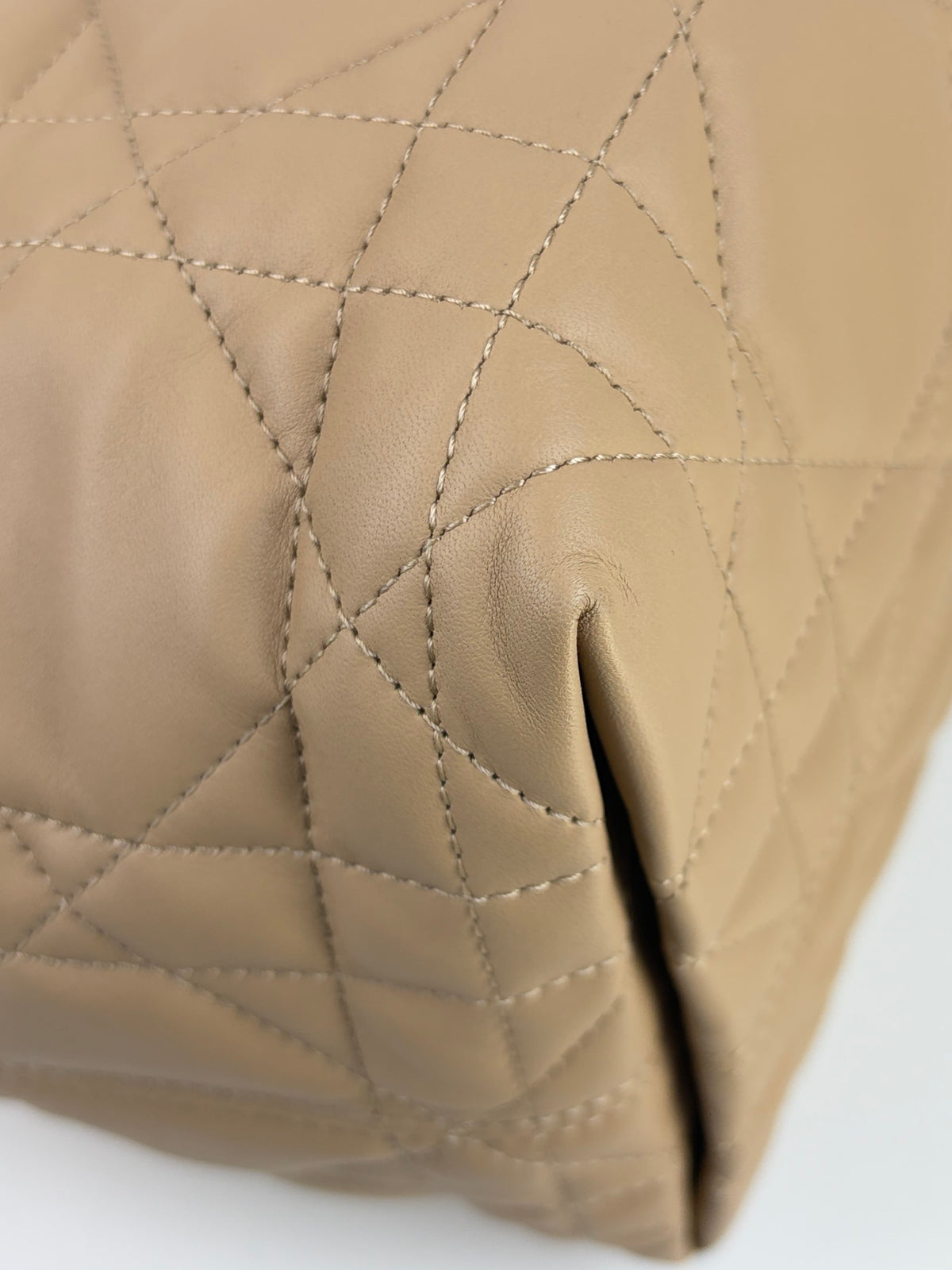 Dior biscuit and trench beige macro cannage calfskin medium Dior toujours bag