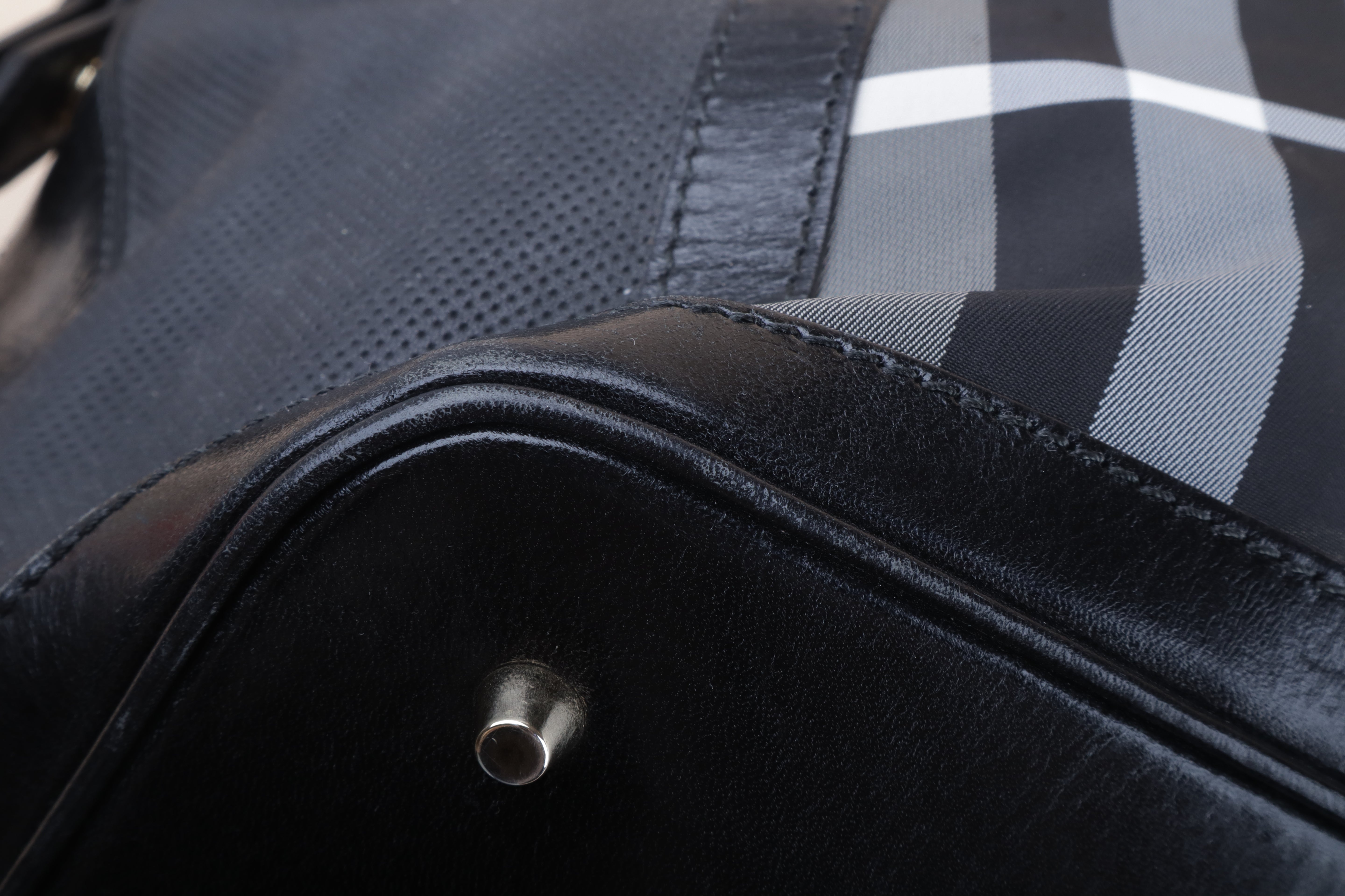 Burberry Black Ellers Satchel Beat Check Tote Bag