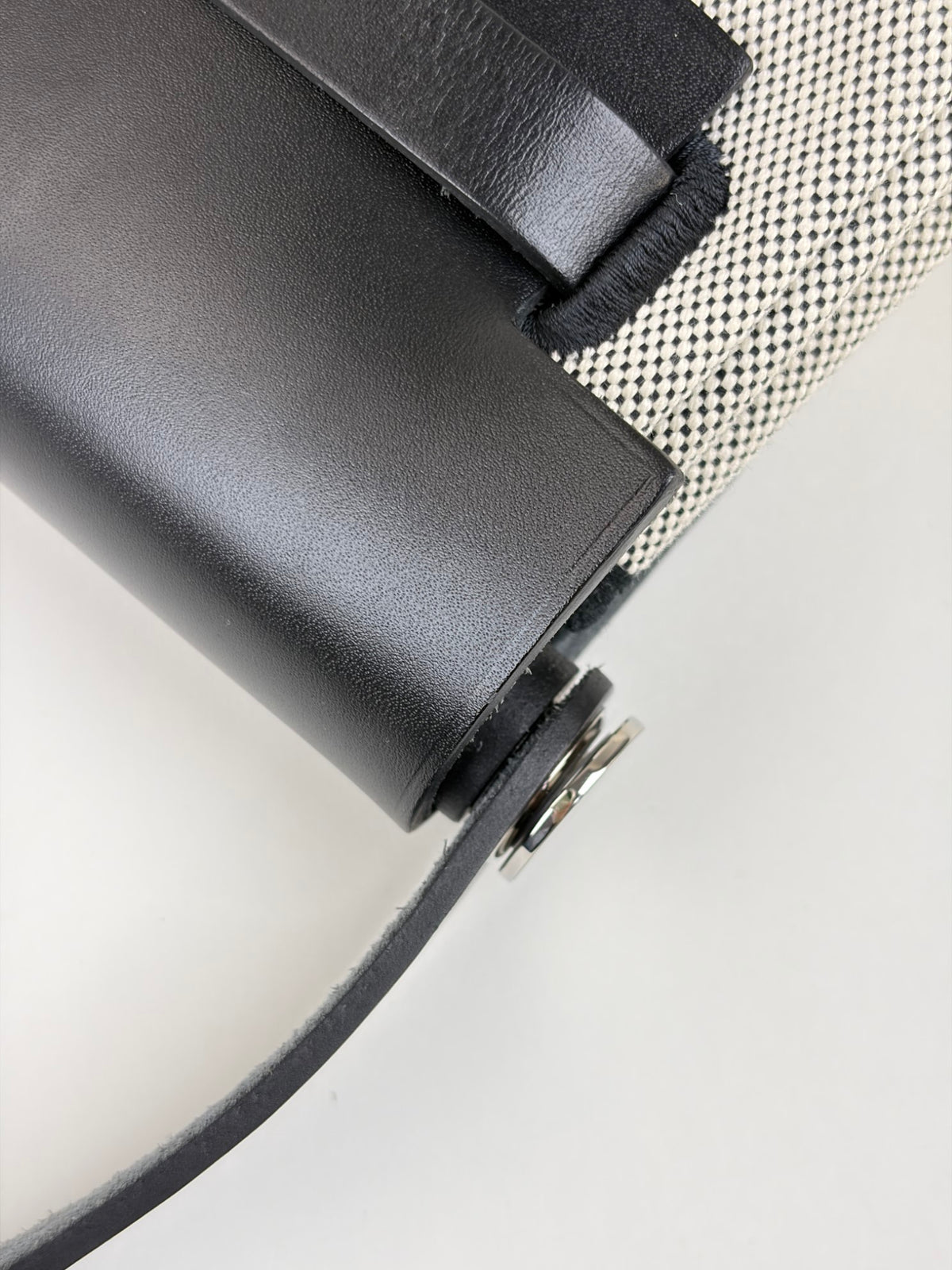 Hermes  Herbag Messenger bag39 Ecru/noir