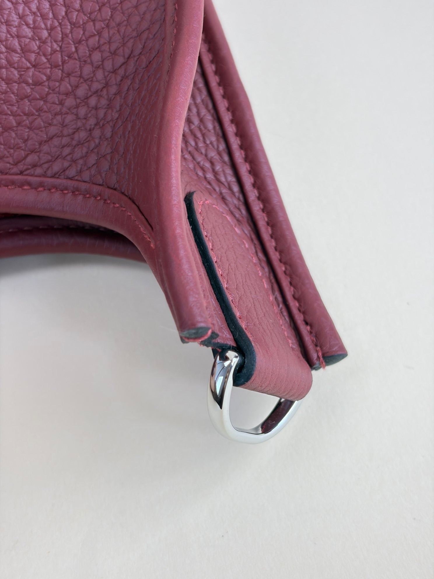 Hermes rouge h tourbillon Clemence  evelyne 29