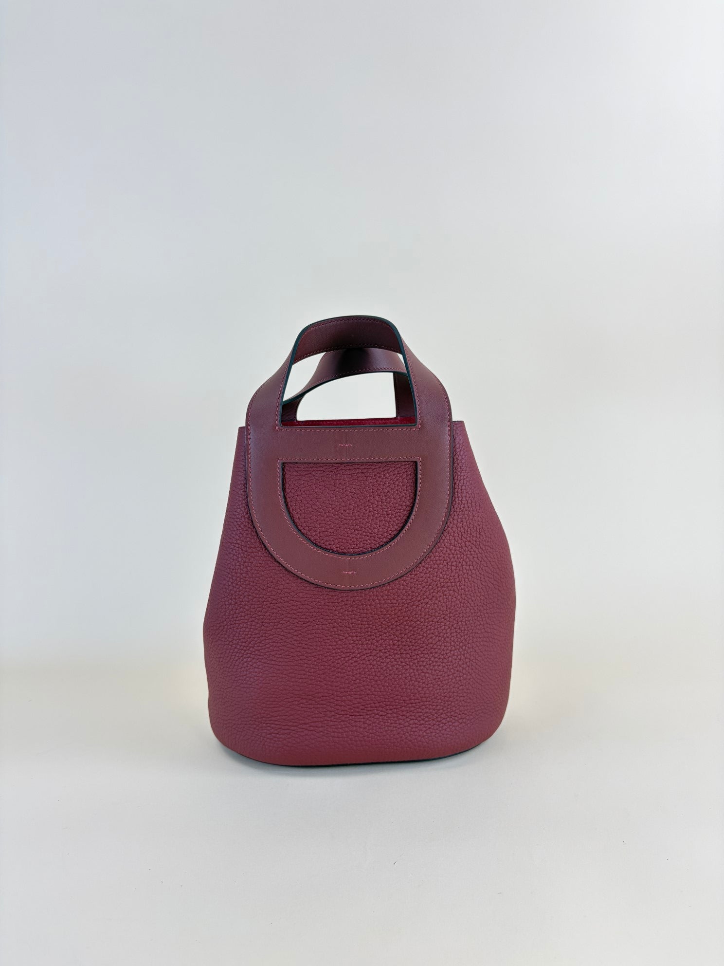 Hermes rouge h tourbillon Clemence swift in the loop 23