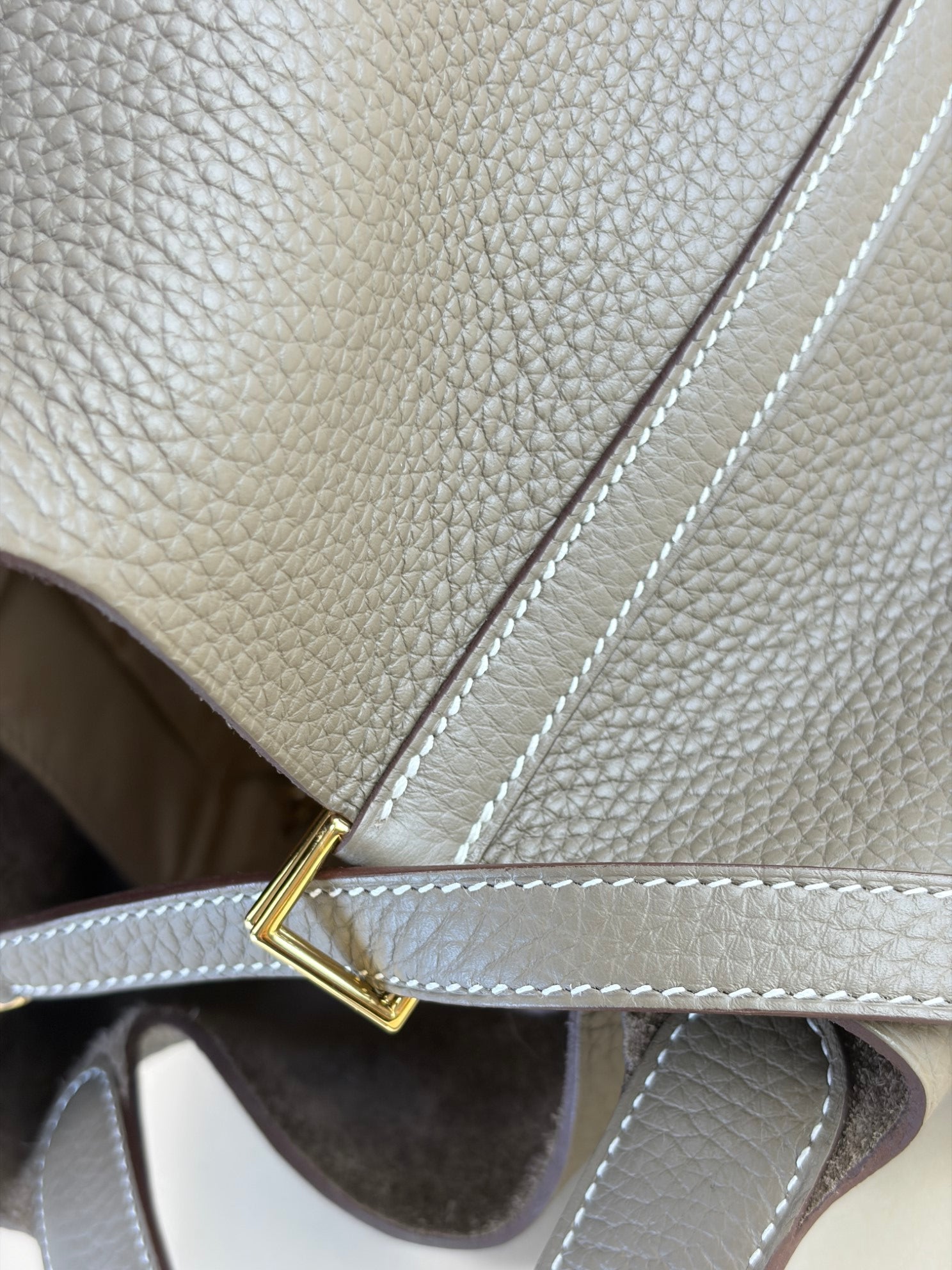 Hermes etoupe taunillon Clemence  Picot in Lock 22 Bag