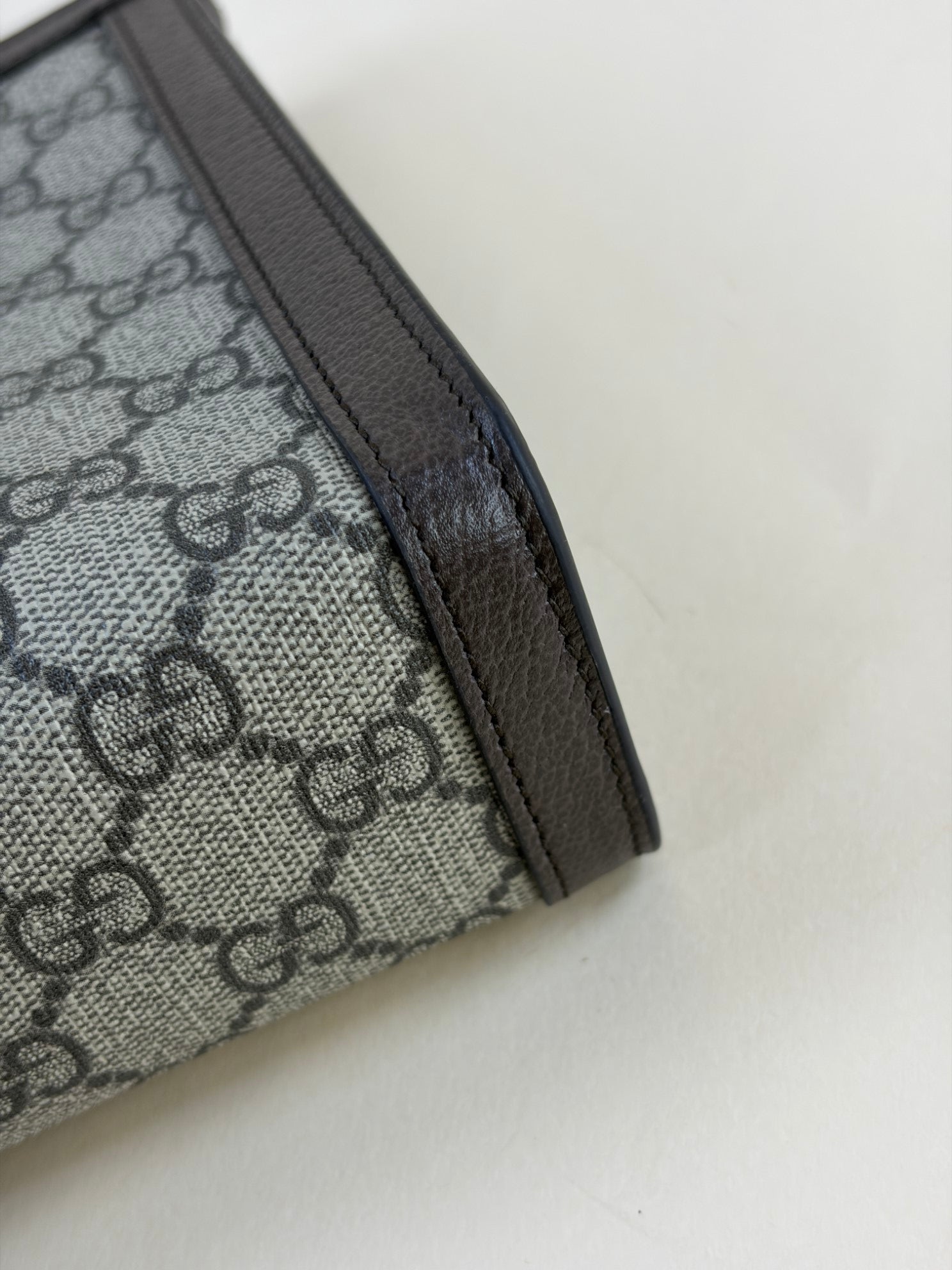 Gucci Ebony GG Supreme Ophidia Small Pouch with Holder