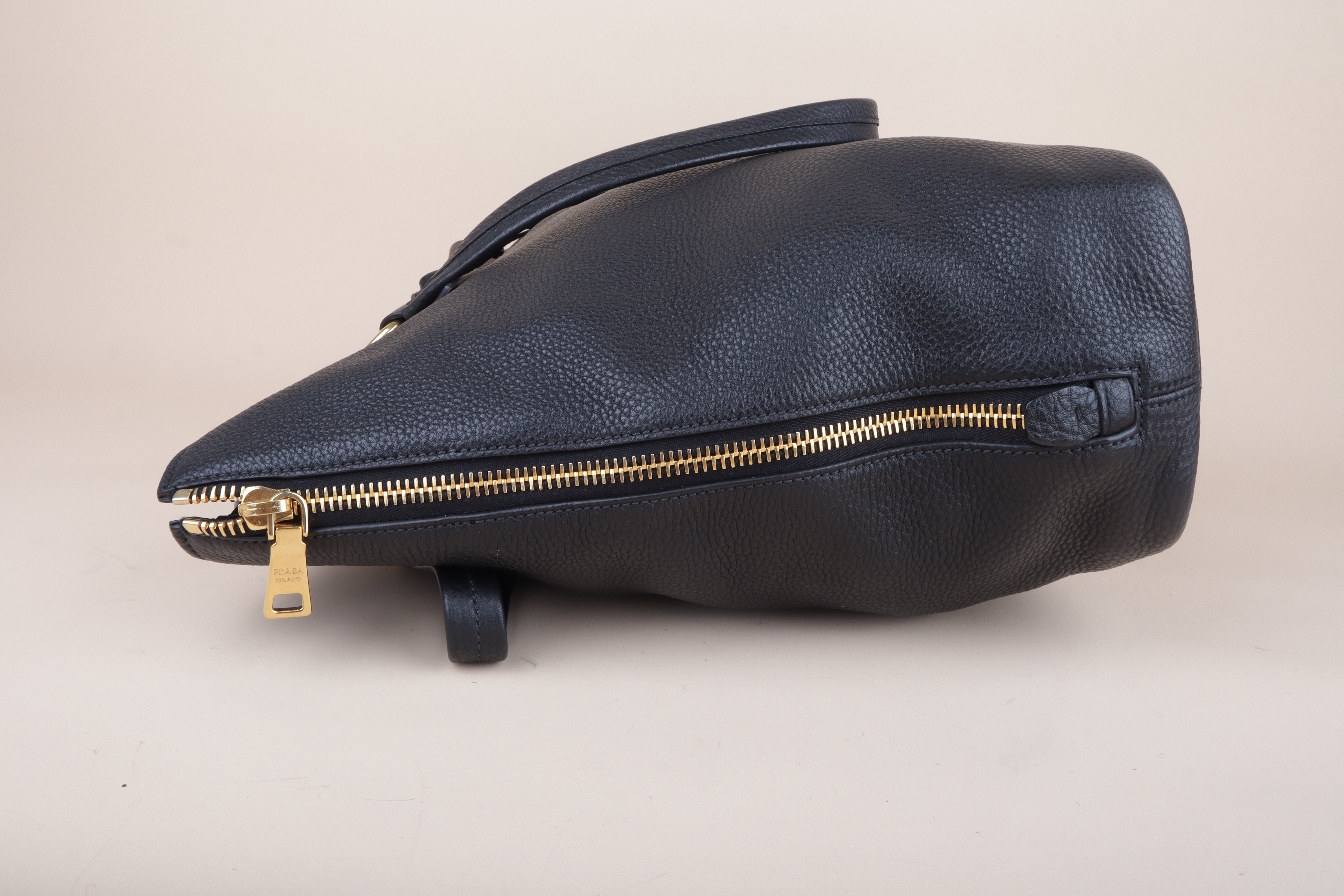 Prada side zip black vitello danio large tote bag
