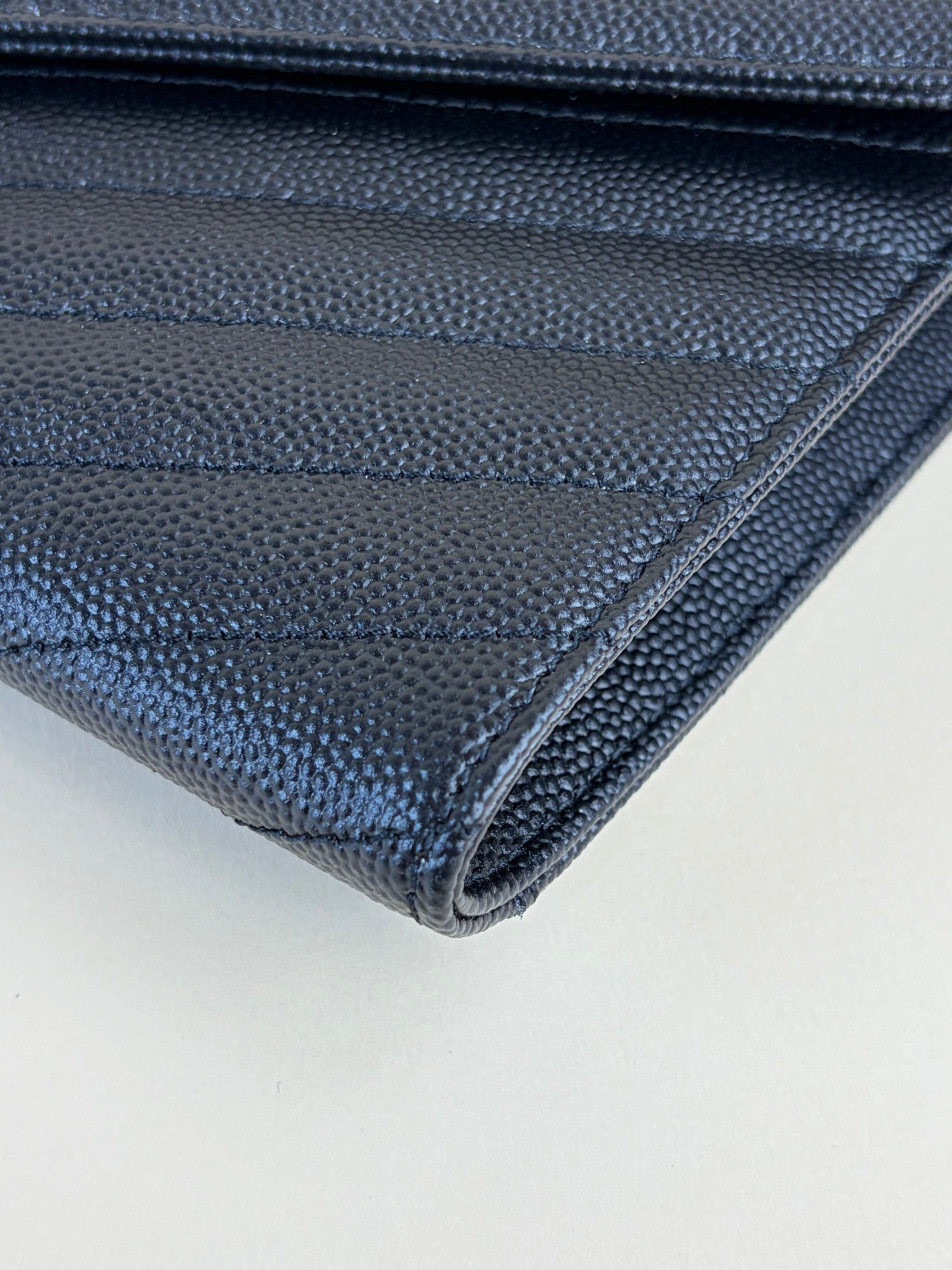 ysl black grain de pouch leather Cassandre matelassé flap