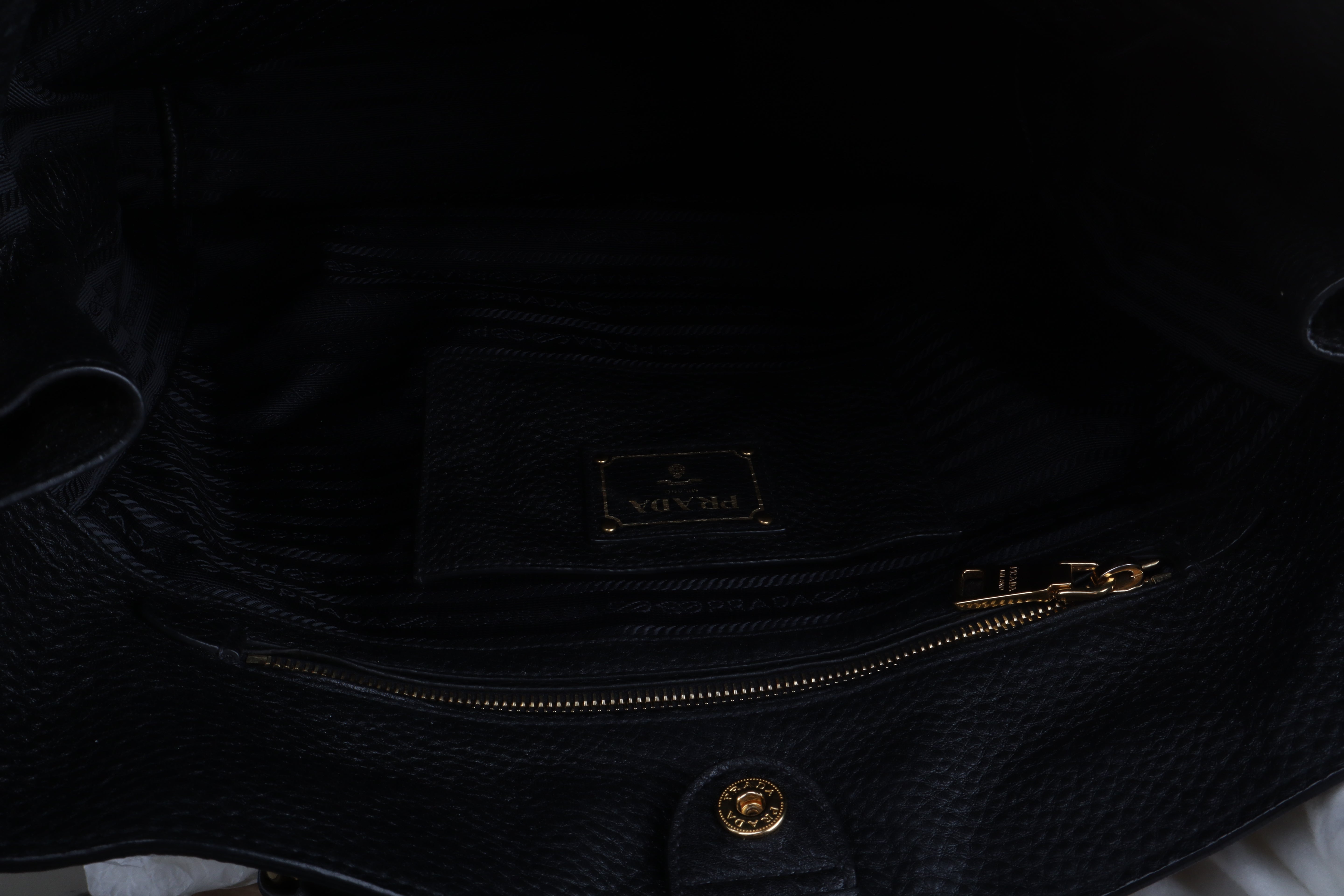 Prada side zip black vitello danio large tote bag