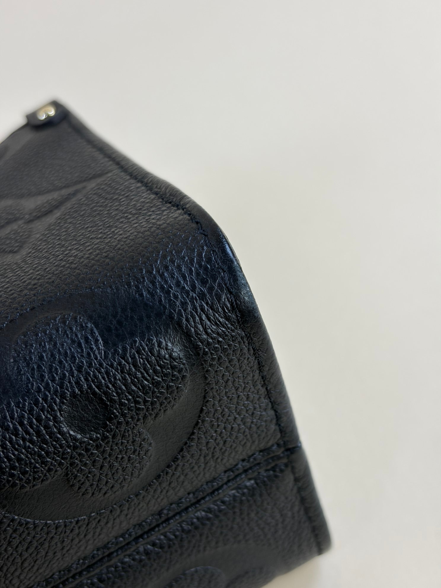 Louis Vuitton Black OnTheGo East West Empreinte with Chain and Strap