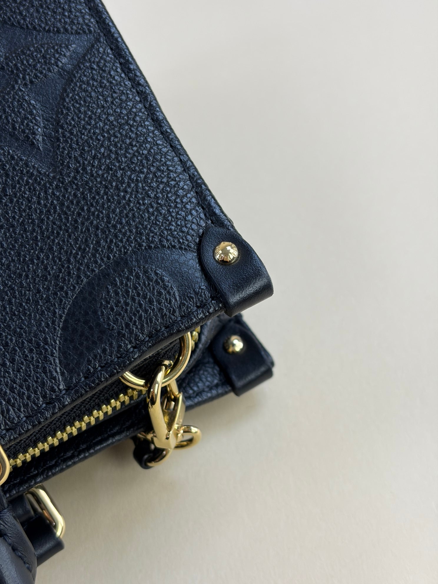 Louis Vuitton Black OnTheGo East West Empreinte with Chain and Strap