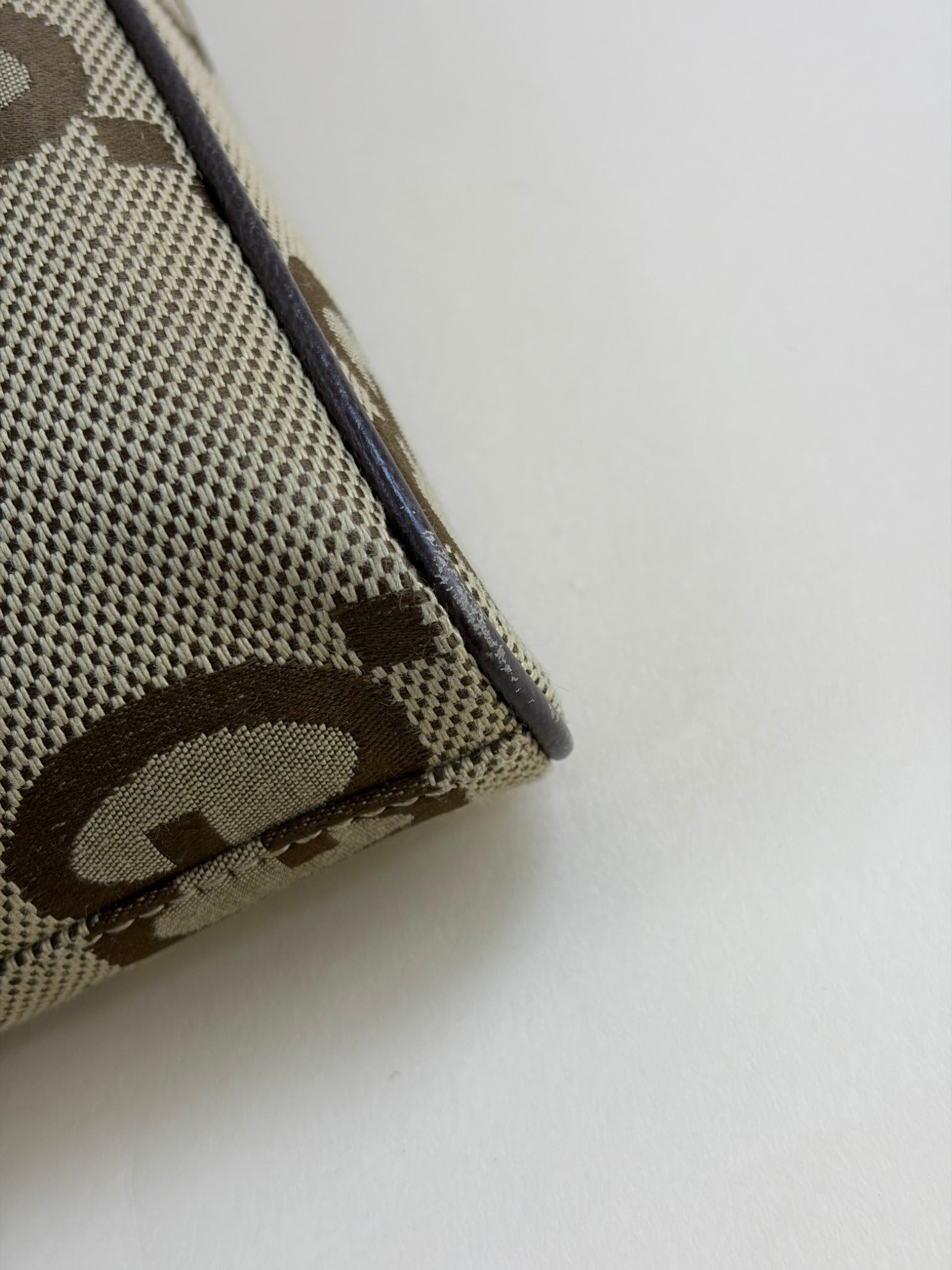 Gucci Brown GG Jumbo Wristlet Messenger Bag