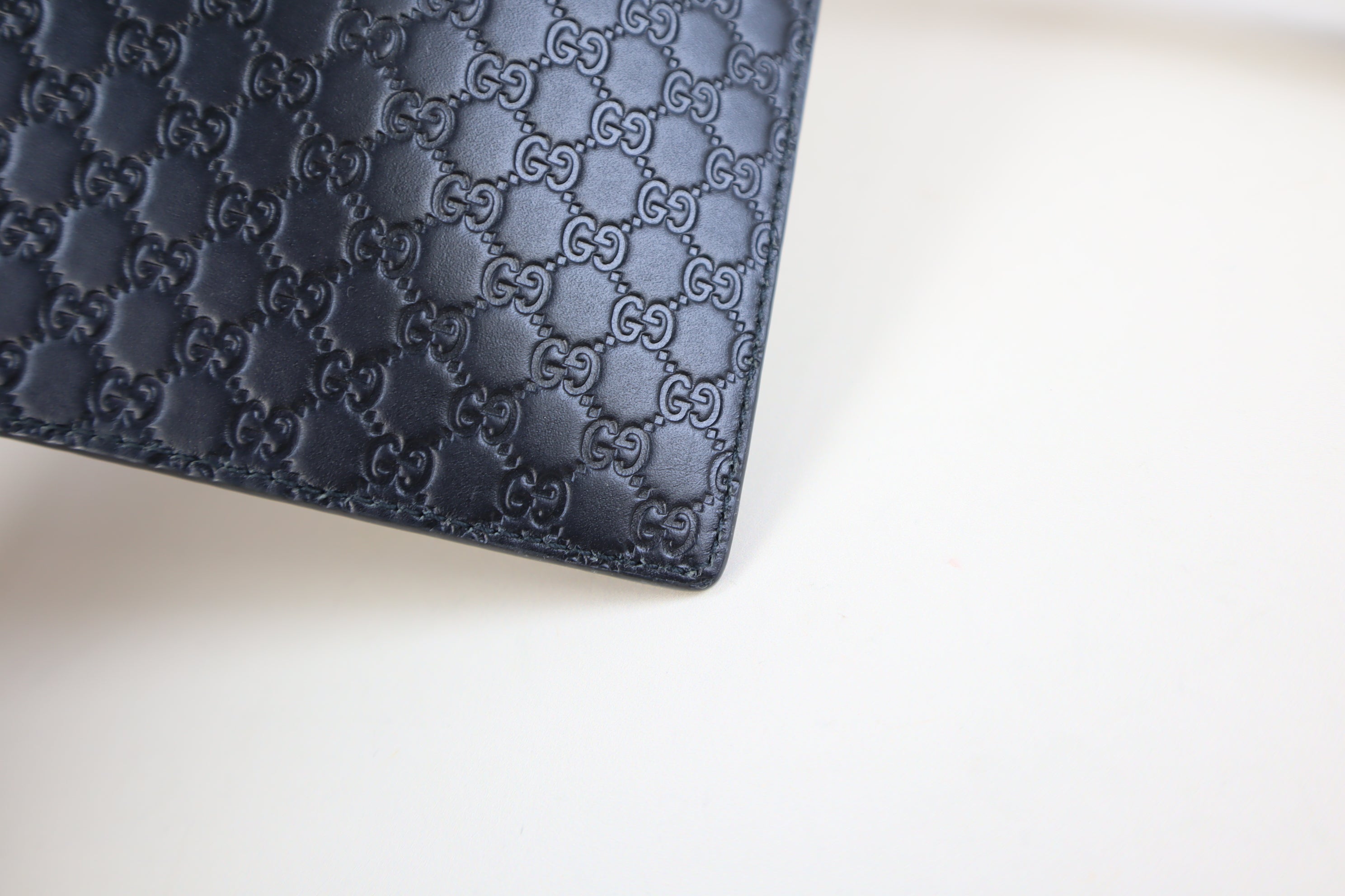 Gucci Black GG Micro Pouch (Unisex)