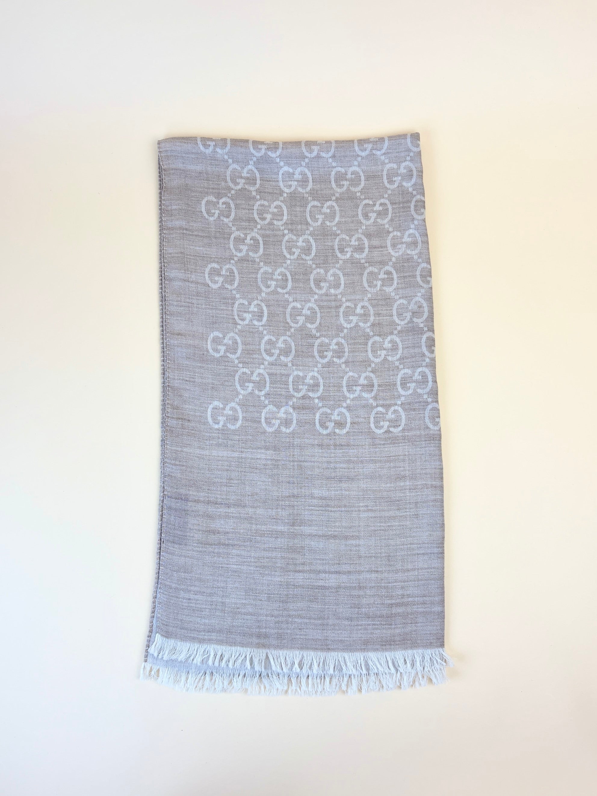 Gucci sand gg monogram wool/silk scarf