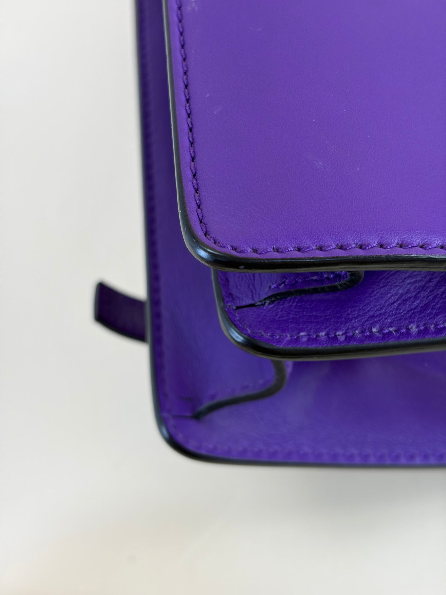 Gucci purple calf skin leather animalier shoulder bag