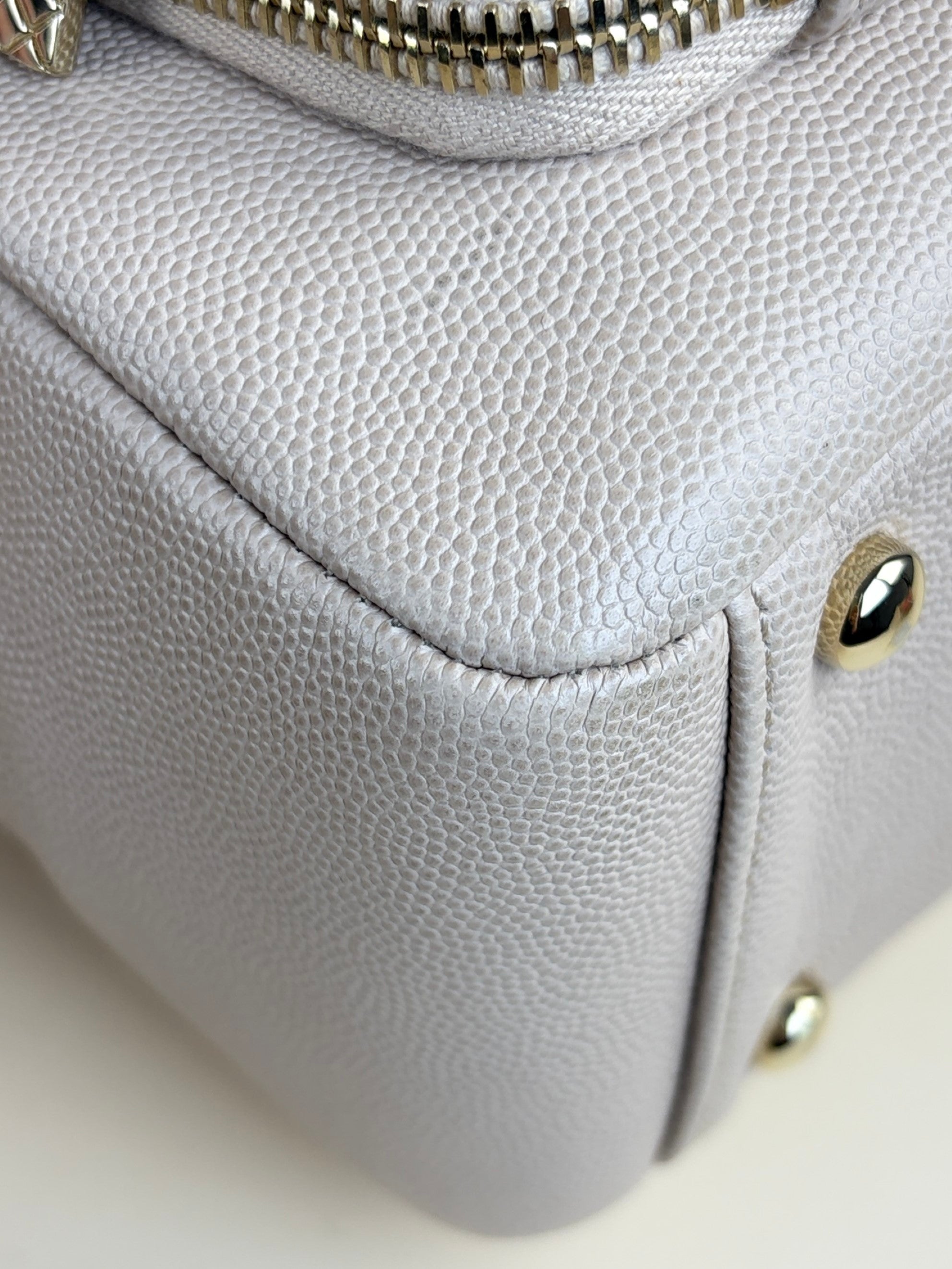 Chanel  beige business affinity large caviar leather