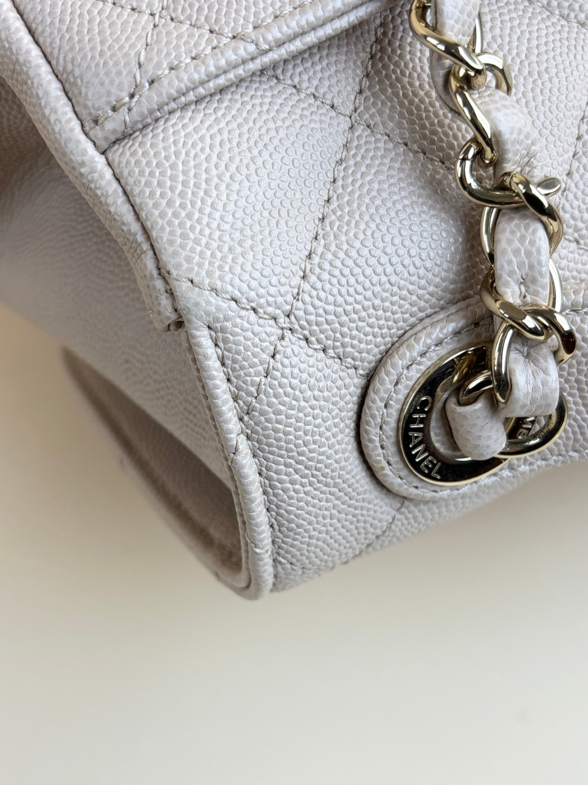 Chanel  beige business affinity large caviar leather