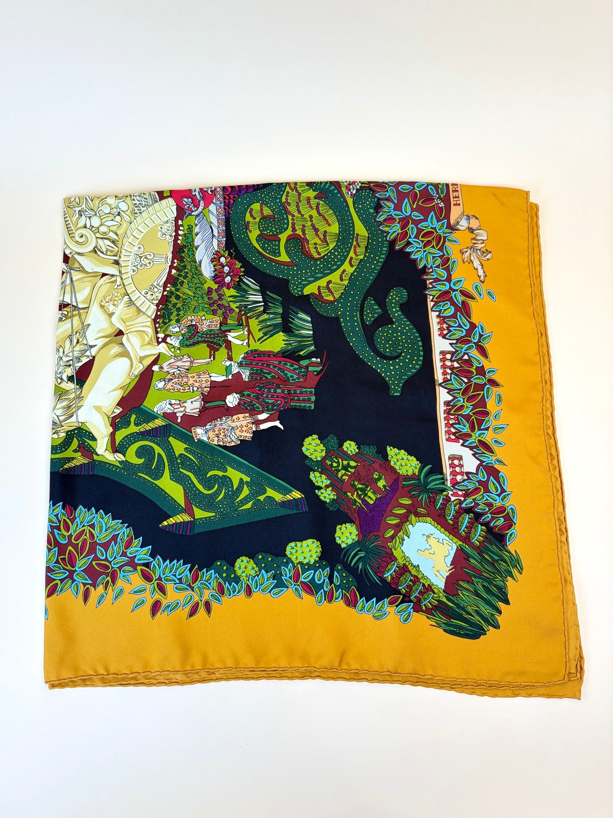 Hermes silk la Paradice du Roy square scarf
