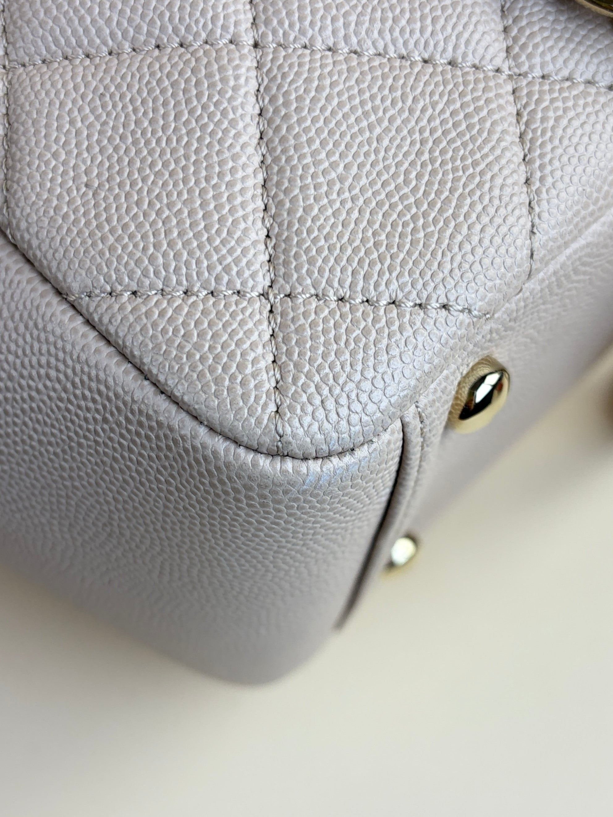 Chanel  beige business affinity large caviar leather