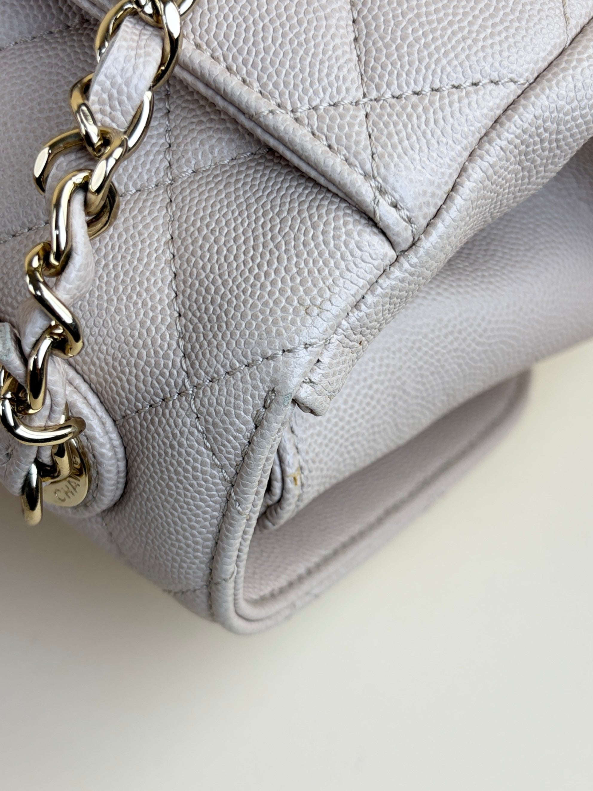 Chanel  beige business affinity large caviar leather