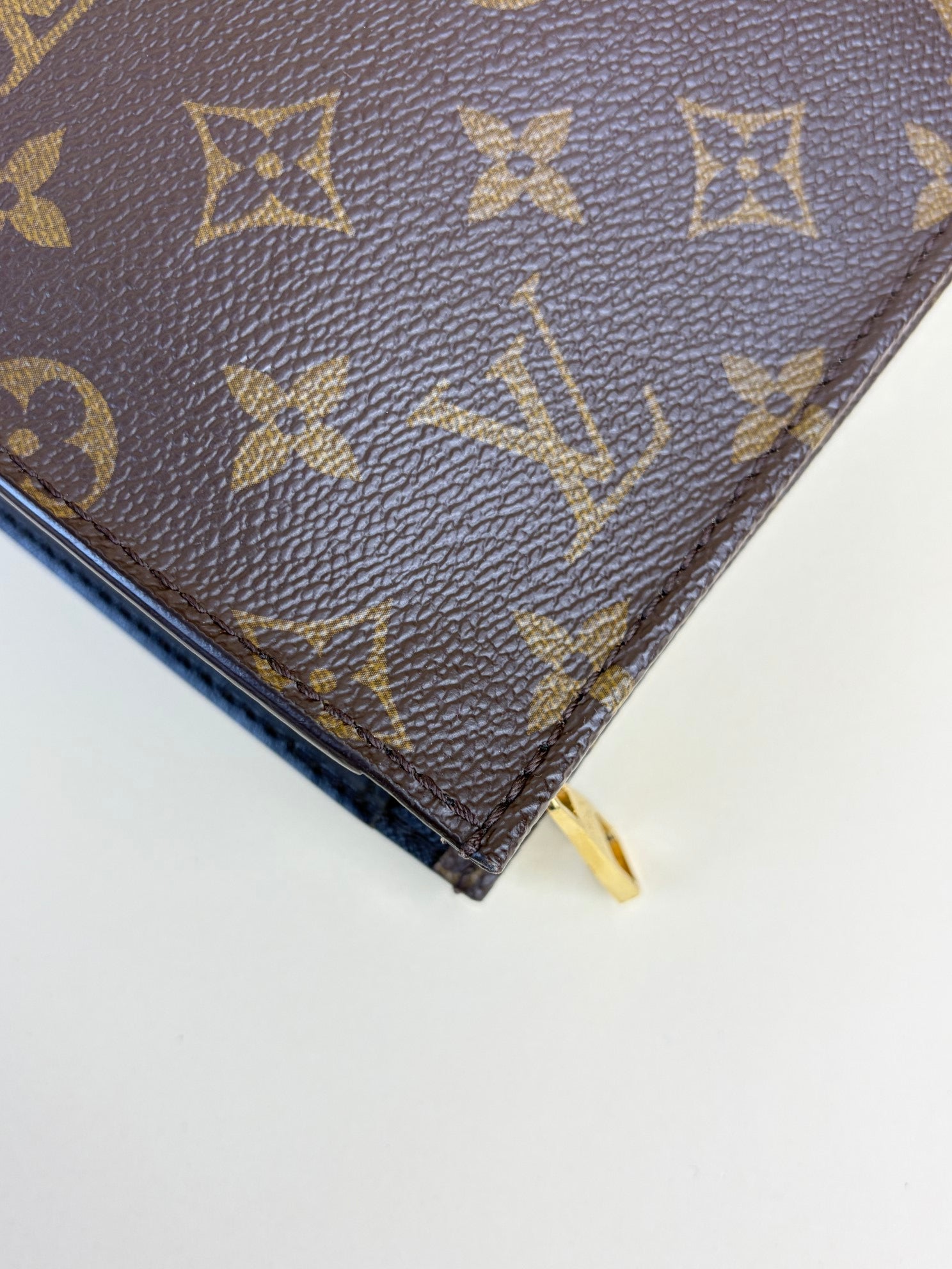 louis Vuitton black calfskin and monogram canvas toilette Mn pouch