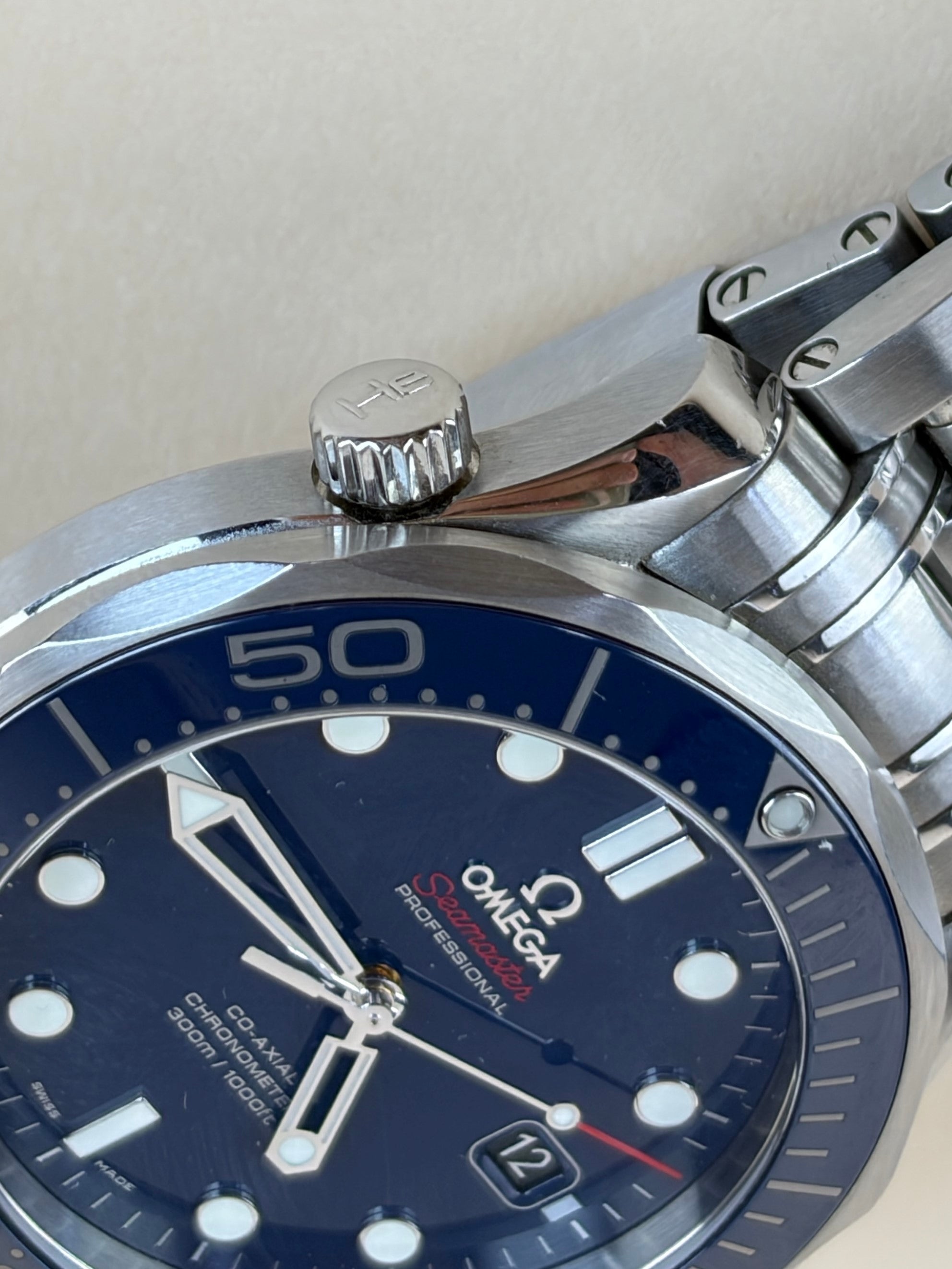 Omega Seamaster driver 300m 41mm blue dial